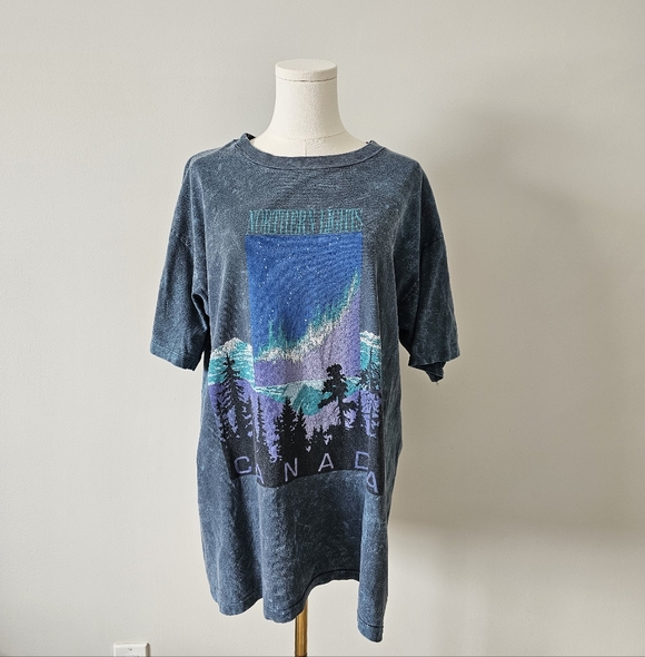 Tops - Vintage L Canada Northern Lights Graphic Tee - Teal & Black 90's